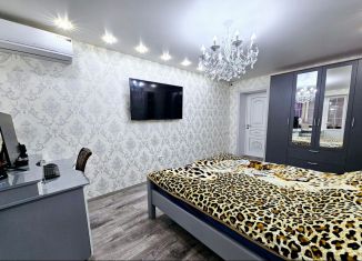 Продается 2-ком. квартира, 50 м2, Ростовская область, переулок Стеклова, 10