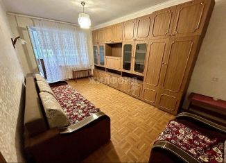 Продаю 3-ком. квартиру, 50.1 м2, Тольятти, улица Мира, 123