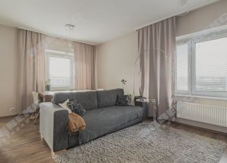 Продам трехкомнатную квартиру, 92.5 м2, Санкт-Петербург, Парашютная улица, 23к1, муниципальный округ Юнтолово