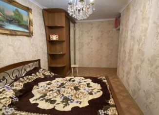 Аренда 3-ком. квартиры, 70 м2, Каспийск, улица Дахадаева, 30