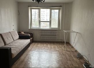 Сдается в аренду 3-ком. квартира, 65 м2, Волгоград, улица Рихарда Зорге, 49, Краснооктябрьский район