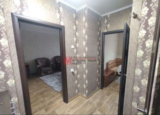 Сдается 1-ком. квартира, 40 м2, Старый Оскол, микрорайон Конева, 11