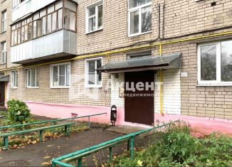 Продажа однокомнатной квартиры, 30 м2, Иваново, улица Павла Большевикова, 11