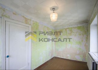 Продаю двухкомнатную квартиру, 41.8 м2, Омск, улица Гуртьева, 19