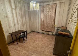 Сдается в аренду 3-ком. квартира, 55 м2, Екатеринбург, Красноуральская улица, 10А, метро Геологическая