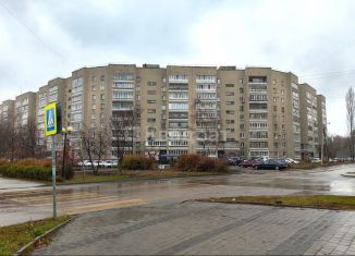 Продается двухкомнатная квартира, 46 м2, Липецк, улица М.И. Неделина, 49