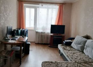 Продается 3-комнатная квартира, 56 м2, Республика Башкортостан, улица Мира, 10