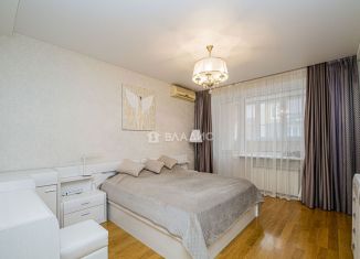 Продам 3-ком. квартиру, 110 м2, Нижний Новгород, Полтавская улица, 3