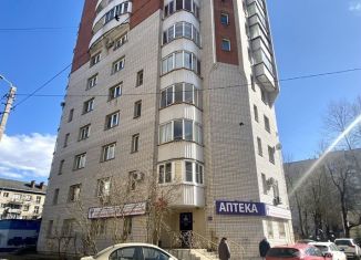 Продам трехкомнатную квартиру, 100 м2, Смоленск, улица Кирова, 28А