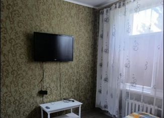 Сдам 3-ком. квартиру, 99 м2, Новочеркасск, Трамвайная улица, 3