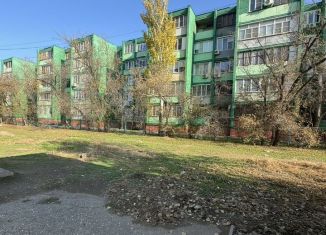 Продается трехкомнатная квартира, 65.8 м2, Астрахань, Кубанская улица, 31