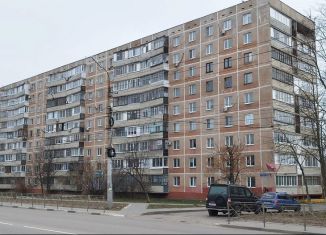 Продается 3-ком. квартира, 66.7 м2, Орловская область, Октябрьская улица, 62