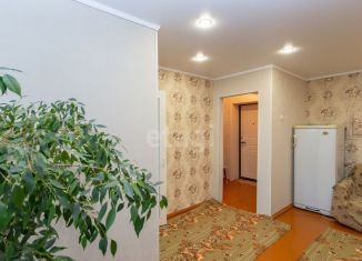 Продаю 2-комнатную квартиру, 43 м2, Тобольск, улица Семёна Ремезова, 3