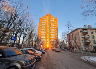 Продам 3-комнатную квартиру, 145 м2, Тюмень, Ленинский округ, Минская улица, 45/1