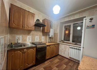 Продажа 2-ком. квартиры, 44 м2, Кумертау, улица Пушкина, 11