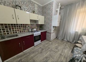 Сдаю 1-ком. квартиру, 46 м2, Астрахань, Боевая улица, 126к9