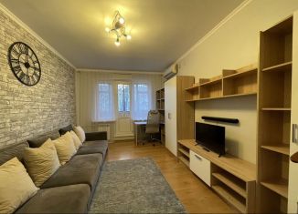 Сдам в аренду 2-ком. квартиру, 45 м2, Московская область, улица Чкалова, 36