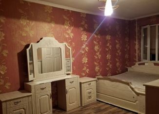 Аренда трехкомнатной квартиры, 60 м2, Нальчик, улица Коллонтай, 2