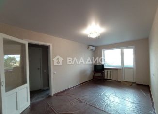 Продаю 2-ком. квартиру, 42 м2, Краснодарский край, проспект Ленина, 2