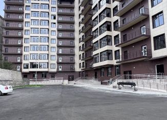 Продаю квартиру свободная планировка, 83.5 м2, Северная Осетия, улица Тогоева, 22