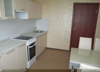 Сдается 3-комнатная квартира, 85 м2, Екатеринбург, улица Шевелёва, 7, улица Шевелева