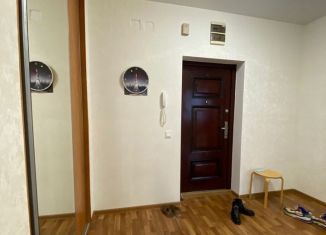 Сдается в аренду однокомнатная квартира, 43 м2, Казань, улица Фатыха Амирхана, 12Д, ЖК Каскад