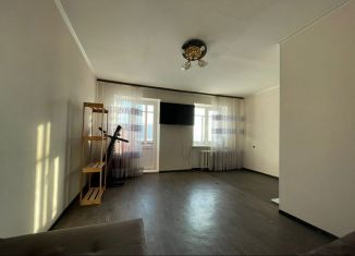 Продам однокомнатную квартиру, 35 м2, Екатеринбург, улица Миномётчиков, 56, улица Миномётчиков