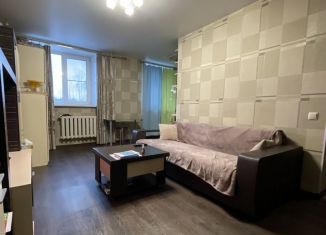 Продается 3-комнатная квартира, 60.7 м2, Нижний Новгород, проспект Ленина, 53, метро Двигатель Революции