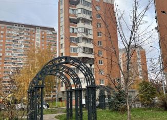 Сдача в аренду трехкомнатной квартиры, 80 м2, Москва, улица Госпитальный Вал, 5с2, Басманный район