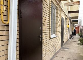 Продаю 1-ком. квартиру, 40 м2, Таганрог, Энергетическая улица, 218В