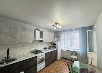 Сдается 1-ком. квартира, 38 м2, Энгельс, Краснодарская улица, 9