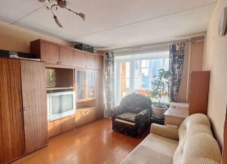 Продам 2-ком. квартиру, 42 м2, Вологодская область, улица Командарма Белова, 33