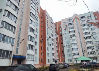 Продам 3-комнатную квартиру, 93 м2, Липецк, улица Космонавтов, 36/4