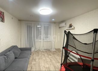 Продам 3-ком. квартиру, 55.5 м2, Стерлитамак, улица Мира, 58