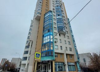 Продается 2-комнатная квартира, 65 м2, Екатеринбург, улица Чайковского, 90