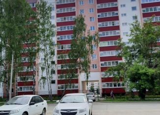 Продаю 2-ком. квартиру, 64 м2, Пермь, улица Адмирала Ушакова, 21