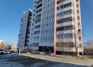 Продается 3-комнатная квартира, 66 м2, Бурятия, улица Калашникова, 14