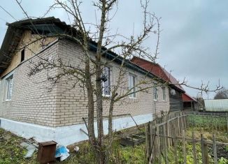 Продажа трехкомнатной квартиры, 65.7 м2, Сольцы, Молодёжная улица, 1