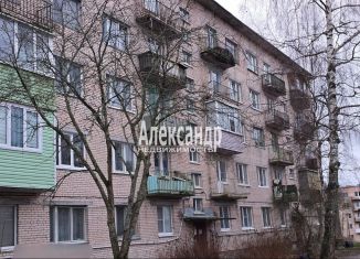 Продается 1-комнатная квартира, 28 м2, Ленинградская область, улица Гагарина