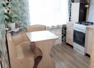 Продаю 2-комнатную квартиру, 42.9 м2, Омск, Российская улица, 11