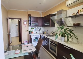 Продажа 2-ком. квартиры, 86.4 м2, Ставрополь, улица Маяковского, 15