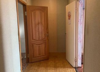 Сдача в аренду 3-комнатной квартиры, 72 м2, Санкт-Петербург, Октябрьская набережная, 124к4