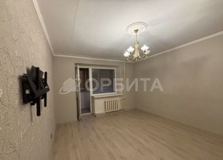 Продается 3-комнатная квартира, 60 м2, Тюмень, Калининский округ, Садовая улица, 121Б