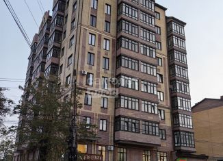 Продам 1-комнатную квартиру, 40 м2, Элиста, улица А. Сусеева, 6, Центральный район