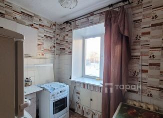 Продается 1-комнатная квартира, 32 м2, Копейск, улица Чернышевского, 22