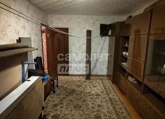 Сдам двухкомнатную квартиру, 56 м2, Московская область, улица Суворова, 2