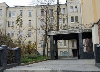 Продам квартиру студию, 19.6 м2, Москва, улица Земляной Вал, 65, метро Чкаловская