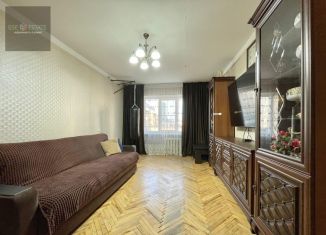 Продается трехкомнатная квартира, 80 м2, Анапа, улица Ленина, 193