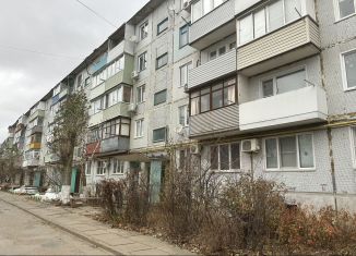 Продаю двухкомнатную квартиру, 47 м2, Камышин, 4-й микрорайон, 83