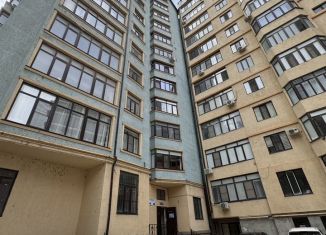 Продается 1-ком. квартира, 60 м2, Махачкала, улица Лаптиева, 3